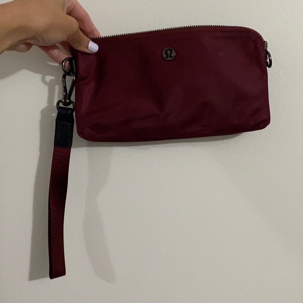 Lululemon wallet  ( Now and always pouch )